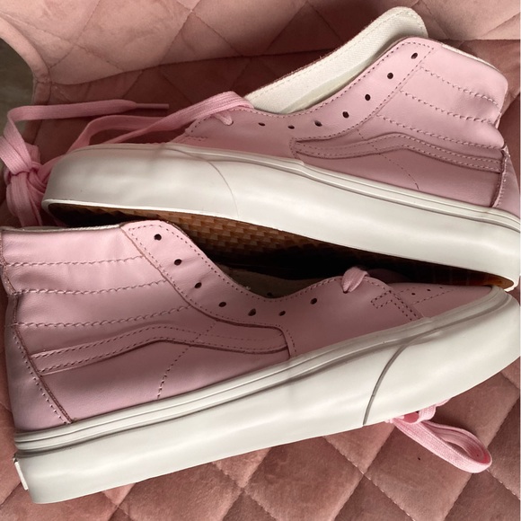 New Vans Sk8- Hi Pink White Sole Men’s Size 6.5 Women’s Size 8 NWT New with Tag - Picture 3 of 16
